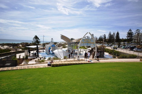 West Beach Lagoon 211 â€“ Great Views - Kawana Tourism 31