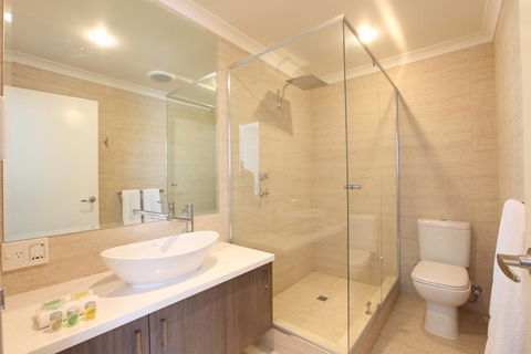 Cottesloe Beach Hotel - Kawana Tourism 10