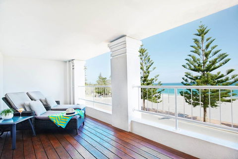 Cottesloe Beach Hotel - Kawana Tourism 29