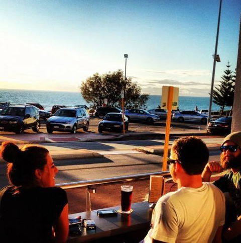 Cottesloe Beach Hotel - Kawana Tourism 21