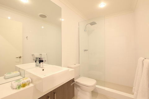 Cottesloe Beach Hotel - Kawana Tourism 7