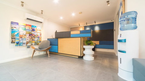 Batavia Apartments - Kawana Tourism 4
