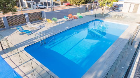 Batavia Apartments - Kawana Tourism 23