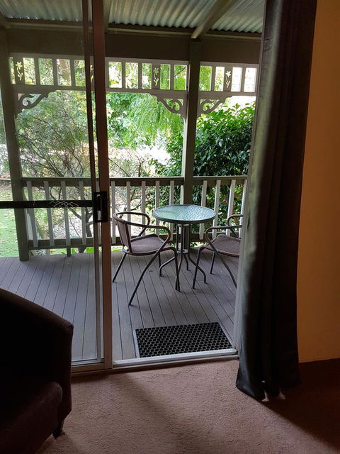 Adamsons Riverside Accommodation - Kawana Tourism 34