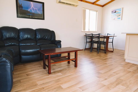 Port Gregory Caravan Park - Kawana Tourism 11