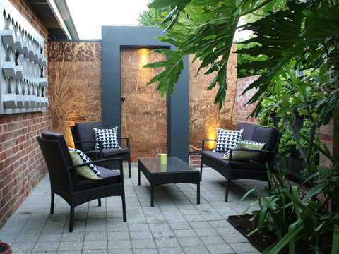 Haven On The Park - Kawana Tourism 42