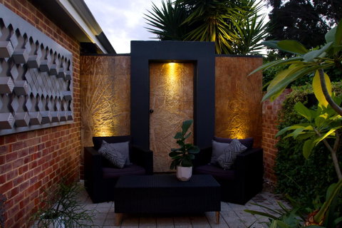 Haven On The Park - Kawana Tourism 13