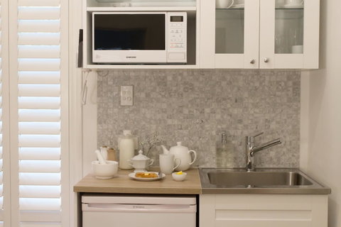 Haven On The Park - Kawana Tourism 5