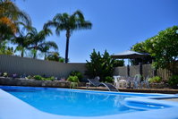Book Warwick Accommodation Vacations Kawana Tourism Kawana Tourism