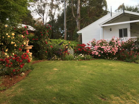 Applegate Lane Chalet - Kawana Tourism 20
