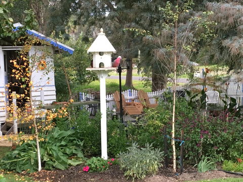 Applegate Lane Chalet - Kawana Tourism 24