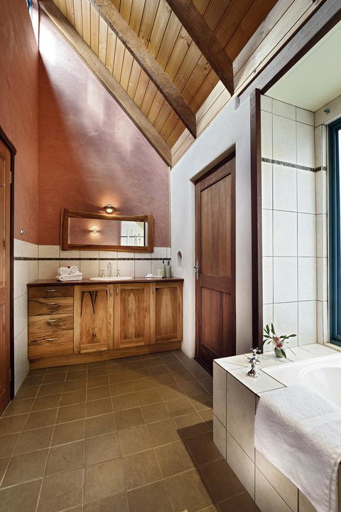 Aiyana Retreat - Kawana Tourism 20