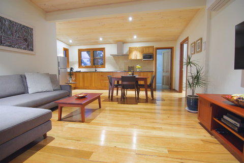 Aiyana Retreat - Kawana Tourism 7