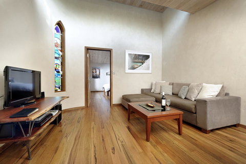 Aiyana Retreat - Kawana Tourism 4