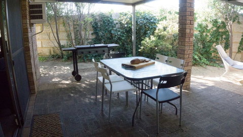 Relax, Bright & Airy Garden Villa - Kawana Tourism 28