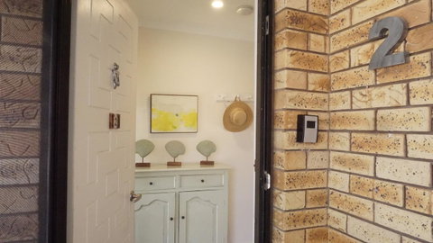 Relax, Bright & Airy Garden Villa - Kawana Tourism 14