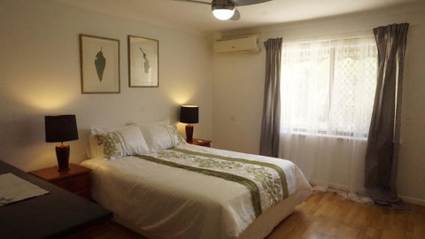 Relax, Bright & Airy Garden Villa - Kawana Tourism 38