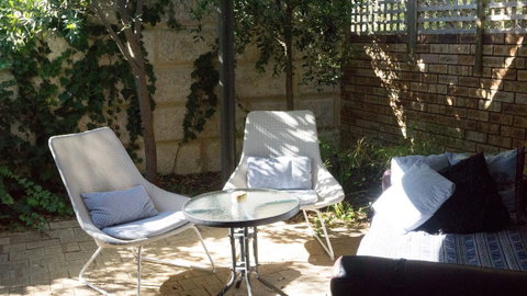 Relax, Bright & Airy Garden Villa - Kawana Tourism 27