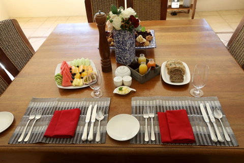 Nivalis Bed And Breakfast - Kawana Tourism 40