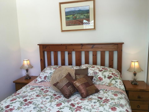 Nivalis Bed And Breakfast - Kawana Tourism 8