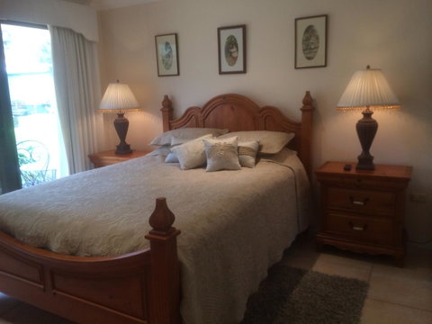Nivalis Bed And Breakfast - Kawana Tourism 23