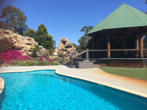 Nivalis Bed And Breakfast - Kawana Tourism 18