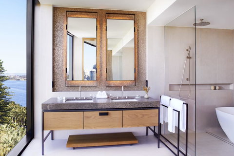 The Ritz-Carlton, Perth - Kawana Tourism 2