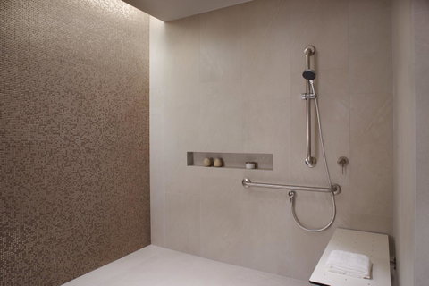The Ritz-Carlton, Perth - Kawana Tourism 21