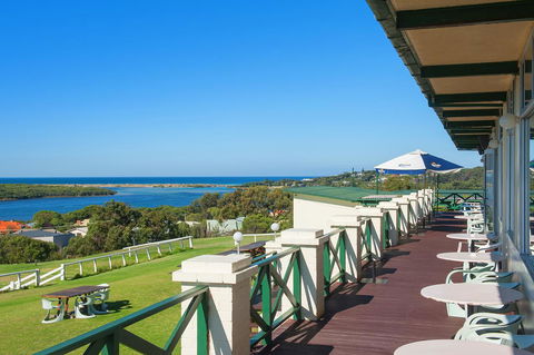 Augusta Hotel Motel - Kawana Tourism 7
