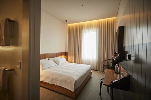 The Premier Mill Hotel - Kawana Tourism 31