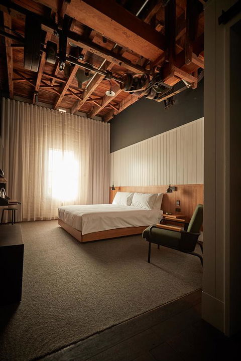 The Premier Mill Hotel - Kawana Tourism 2