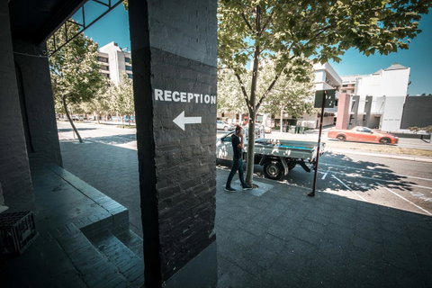 The Hive Hostel - Traveler Friendly, Passport Only - Kawana Tourism 13