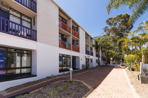 Billabong Backpackers Resort - Kawana Tourism 32