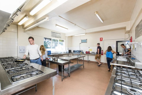 Billabong Backpackers Resort - Kawana Tourism 19