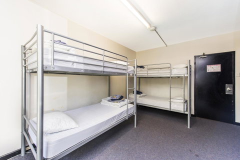 Billabong Backpackers Resort - Kawana Tourism 12