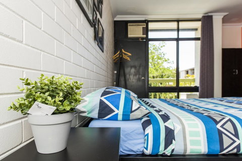 Billabong Backpackers Resort - Kawana Tourism 7