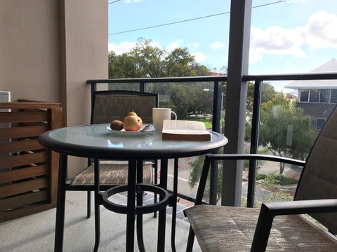 Arcus Apartment - Kawana Tourism 17