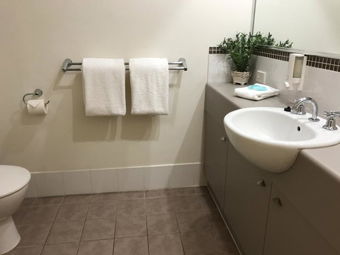 Arcus Apartment - Kawana Tourism 15