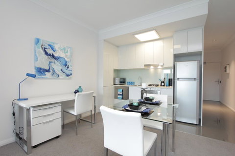 188 Apartments - Kawana Tourism 32