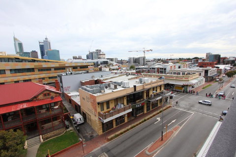 188 Apartments - Kawana Tourism 28