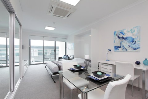 188 Apartments - Kawana Tourism 5