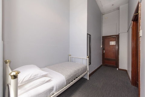 The Old Swan Barracks - Kawana Tourism 21