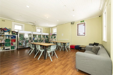 The Old Swan Barracks - Kawana Tourism 14