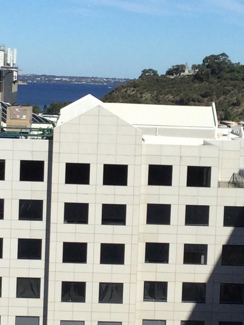 Charming Inner City Apartment - Kawana Tourism 13
