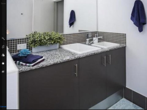 Charming Inner City Apartment - Kawana Tourism 5