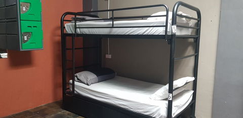 JJ's Backpackers - Kawana Tourism 7