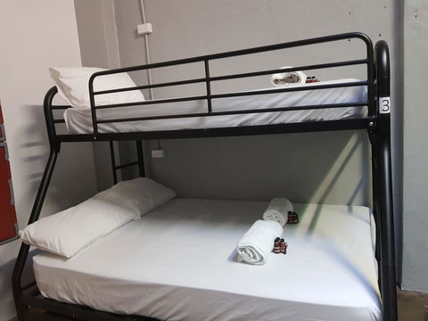 JJ's Backpackers - Kawana Tourism 29
