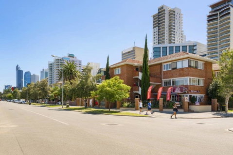 Light Bright, Quality River Views! Free Parking - Kawana Tourism 38