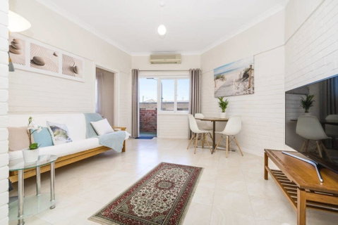 Light Bright, Quality River Views! Free Parking - Kawana Tourism 19