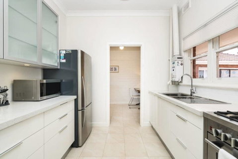 Light Bright, Quality River Views! Free Parking - Kawana Tourism 24
